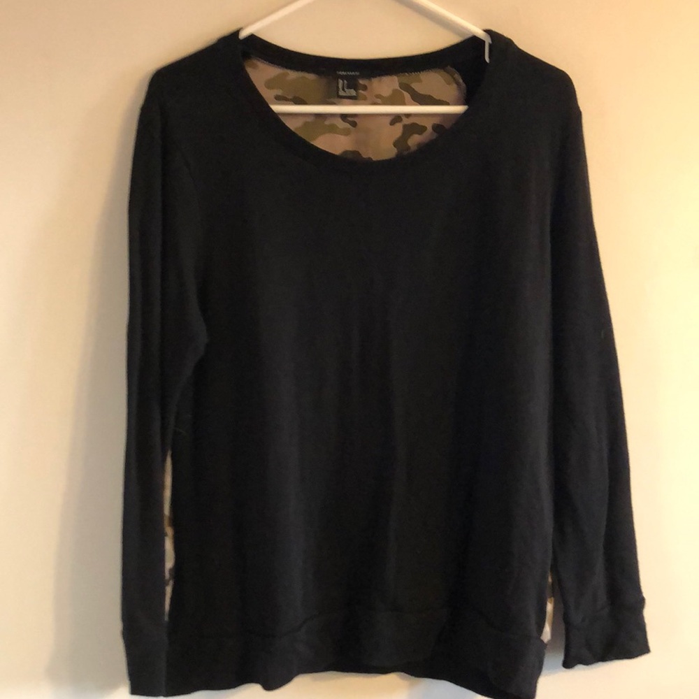 Forever 21 woman’s L sweatshirt